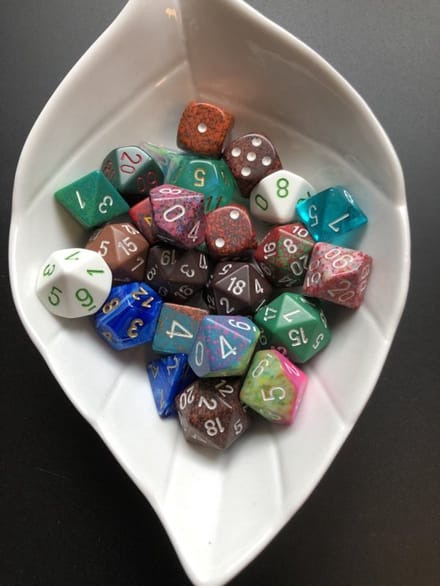 Dobbelstenen, gemengd (25 stuks)