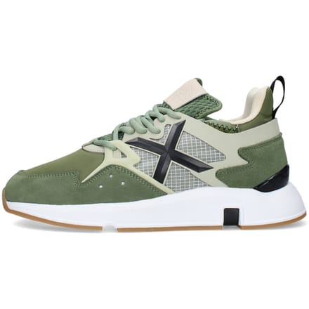 Lage Sneakers Munich Clik 109