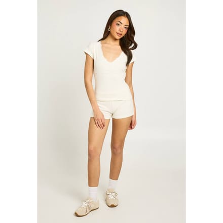 boohoo Dames Omvouwbare Tailleband Lage Taille Short | Ecru | Maat: 42