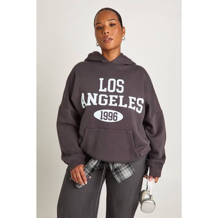 boohoo Dames Plus Los Angeles Oversized Hoodie | Houtskool | Maat: 56
