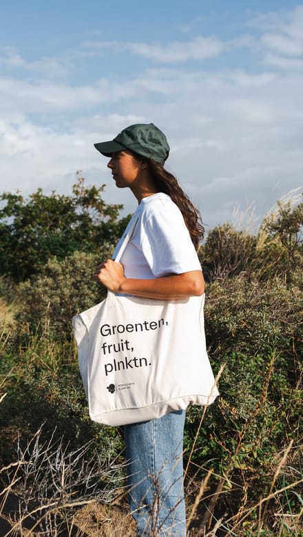 Tote bag