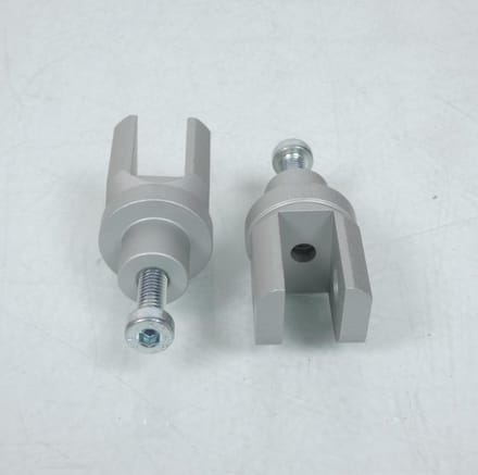 Paire Chape repose pied AV Lightech pour moto Suzuki 650 SFV Gladius FTP005SIL