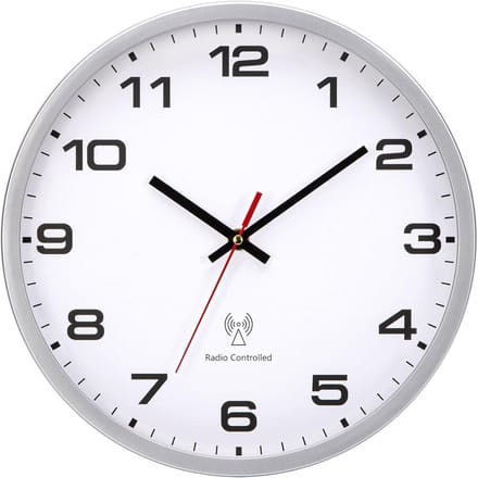 Grote Radiografisch Gestuurde Wandklok 30 cm, Batterijgevoed, Wit Zilver