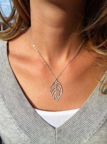 Ketting met hanger blad zilverkleur