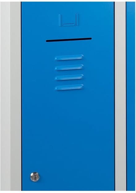 Lockerkast WRC 2 deurs met Blauwe deuren en uitgevoerd met cilinderslot