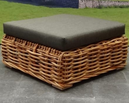 Sabuga voetenbank 92x92xH48 cm naturel rotan