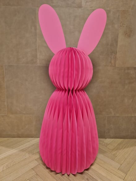 Papieren haas Bruno 90 cm, opvouwbaar met magneet, roze