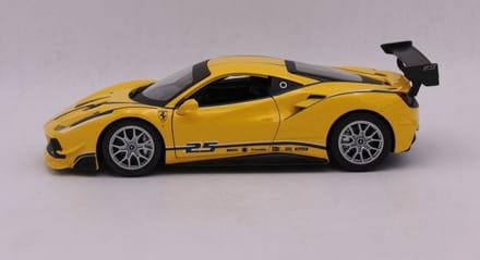 Bburago  Ferrari 488 RACING CHALLENGE #25 geel/groen schaalmodel 1:24