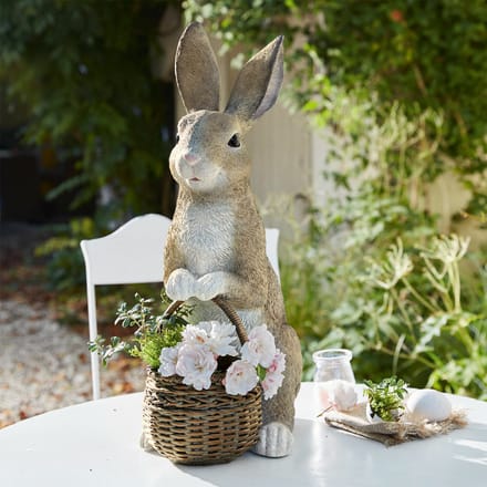 LOBERON Haas met plantenmand Alais bruin
