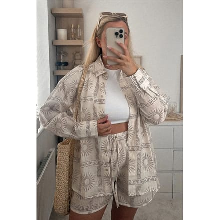 2 stukken: Bedrukte shirt & Hoge taille shorts met trekkoord