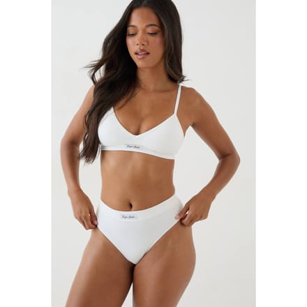 Dames Dsgn Studio Naadloze Driehoekige Bralette En Slip Lingerieset | Wit | Maat: Medium