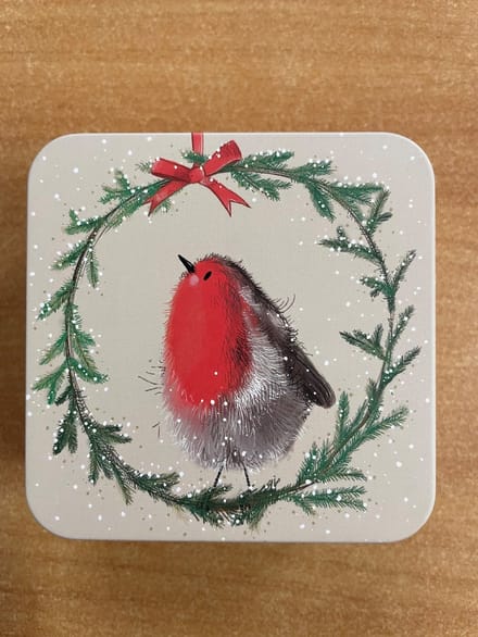 Alex Clark Square Tin Christmas Robin ~ Vierkant opbergblikje roodborstje kerst