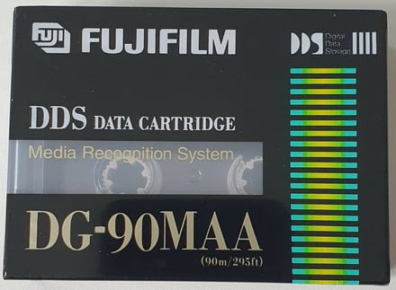 FUJIFILM DDS DATA CARTRIDGE - DG-90MAA - 90 M / 295 FT MEDIA RECOGNITION SYSTEM - FUJI
