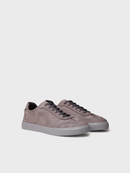 Herensneakers met vetersluiting van nubuckleer | JORDI