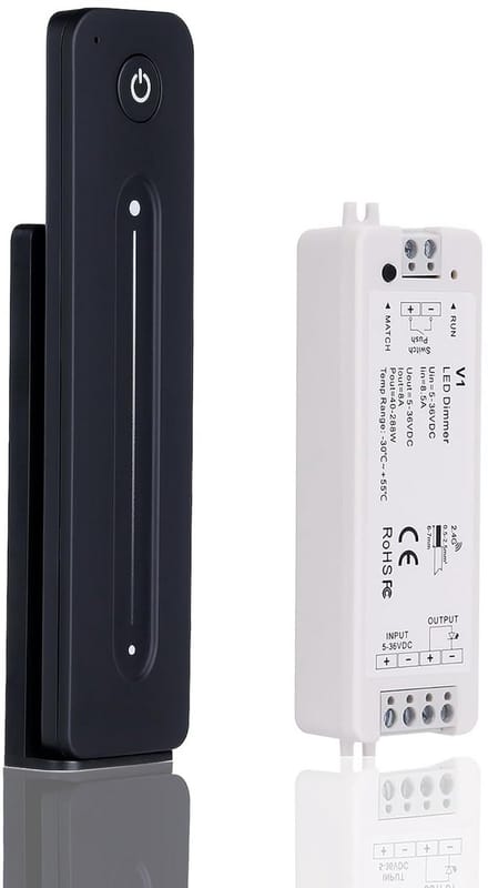 Dimmercontroller met afstandsbediening voor ledstrips - Dimbaar, Magnetische Wandmontage, RF, 5-36V, 8A