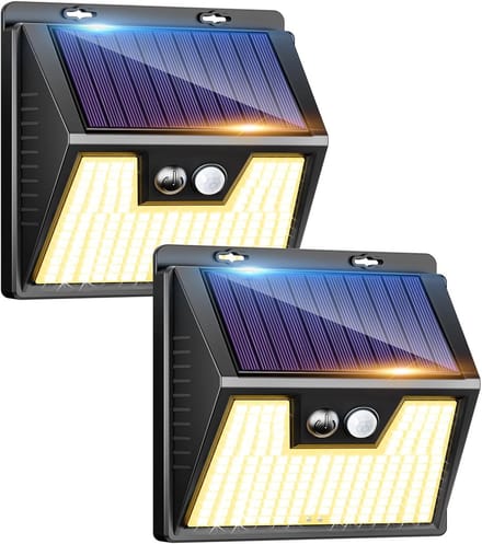 Set van 2 Solar Buitenlampen met Bewegingssensor - 140 LED's, Warmwit Licht, 3 Modi