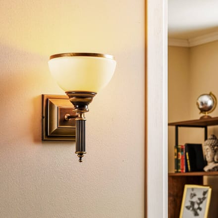 Jupiter Wandlamp Petro, antiek met glazen kap