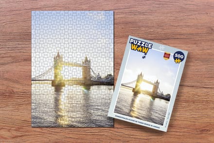 Puzzel Zonnestralen achter de Tower Bridge in Londen - Legpuzzel - Puzzel 500 stukjes