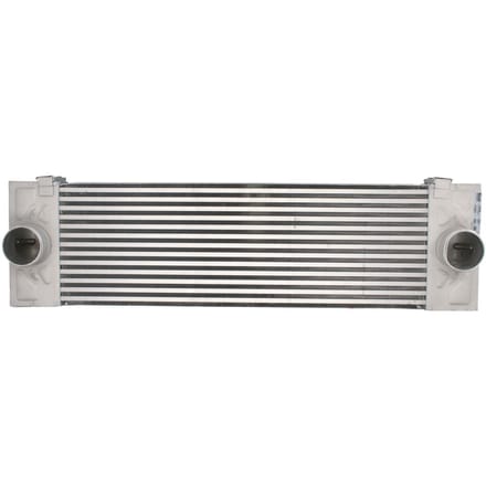 Intercooler NISSENS 96066