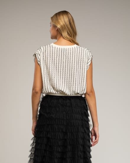 Mouwloze gebreide mesh top