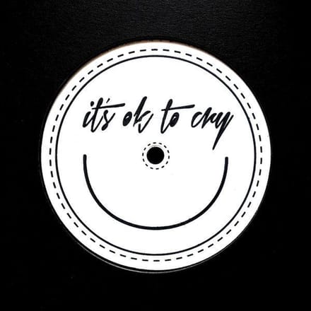 ''It'S Ok To Cry (Ltd300,Inlay Card,