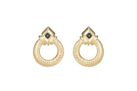 Emilie collection - oorbellen - goudkleurig - steen zwart - rond