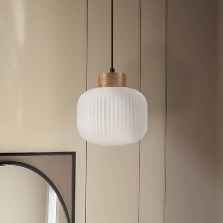 Lamkur Harmony hanglamp, Ø 20 cm, opaal glas, eikenhout, E27