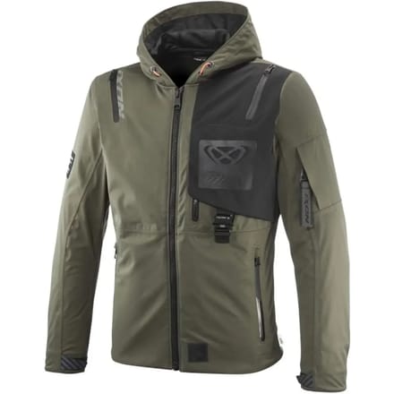Motorjas Ixon M-Quarter