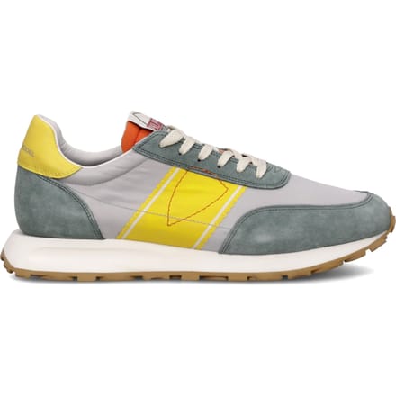 Tour Low sneakers