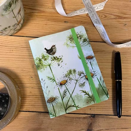 Alex Clark Small Chunky Notebook Wren and Daisies ~ Softcover Notitieboek Vogel