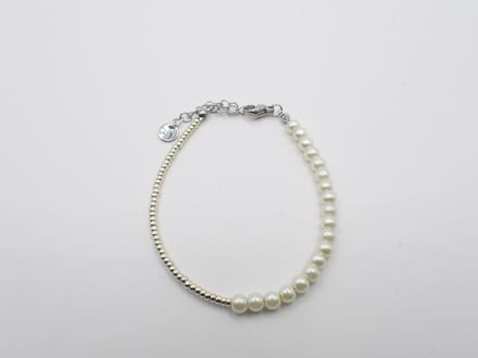 Colure® armband glasparels 6mm off-white zilver Miyuki combinatie