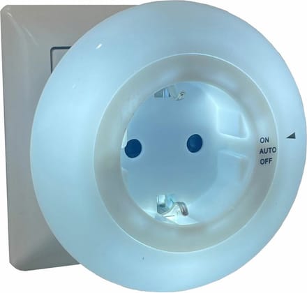 Bellatio Design LED Nachtlamp met lichtsensor - 230V - kinderkamer - extra stopcontact - energiebesparend