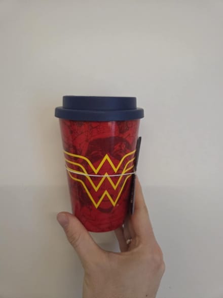 Wonder Woman Reisbeker