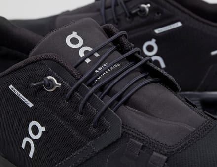 On Running Cloud 5 Waterproof, zwart