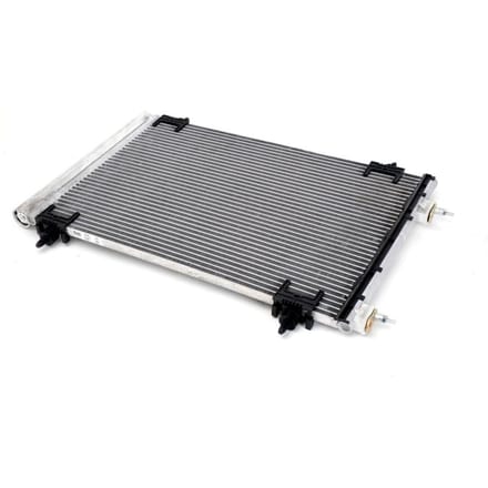 Condensator, airconditioning NISSENS 94758