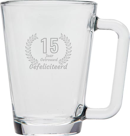 Gegraveerde theeglas 26cl Gefeliciteerd 15 jaar getrouwd