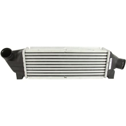 Intercooler NISSENS 96733