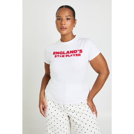 boohoo Dames Plus Engeland's Ster Speler Print Baby Tee | Wit | Maat: 50