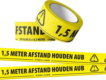 Tape "1,5 meter afstand houden AUB"