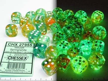 Chessex Nebula Lente/wit Luminary D6 12mm Dobbelsteen Set (36 stuks)