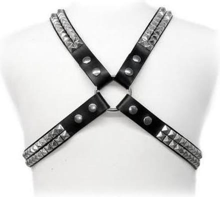 Leather Body - Pyramid Stud Harnas