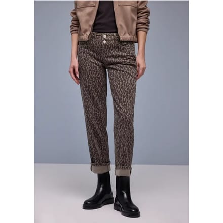 Straight Legs jeans