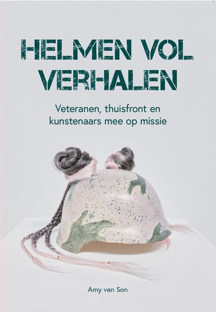 Helmen Vol Verhalen - Amy van Son
