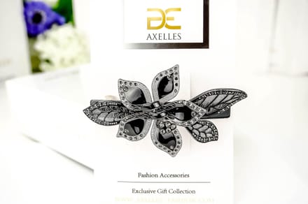 Exclusief haarspeld, 3D-bloem & strass steentjes, zwart.