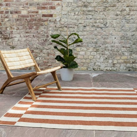 Buitenkleed Metro Stripe Roest/Wit - Interieur05 - 200 x 290 cm - (L)