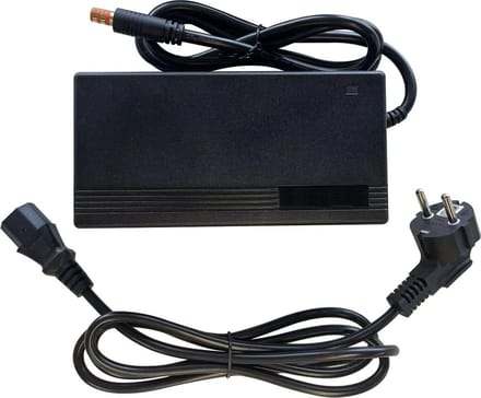 GO SOLID! ® Oplader geschikt voor Phatfour FLX 43V 2A