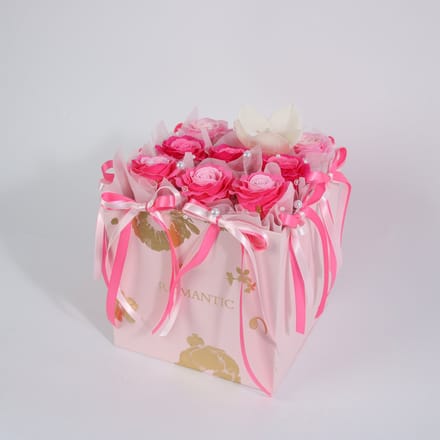 La Roselle Amsterdam Bloemenbox met 9 Kunstrozen en Orchidee – Roze Rozenbox Cadeau - Winter bloemen - Feestdagen cadeau