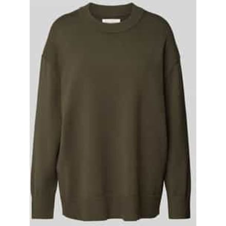Gebreide pullover met extra brede schouders