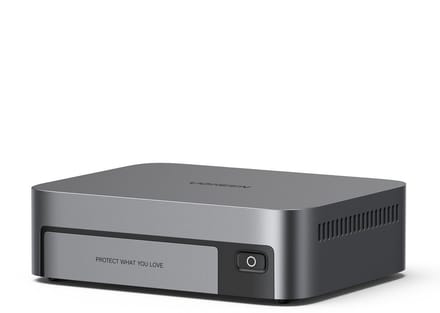 Ugreen NASync DXP480T Plus - 4-bay NVMe NAS-systeem - USB-C - 2,5 GbE – Zwart​