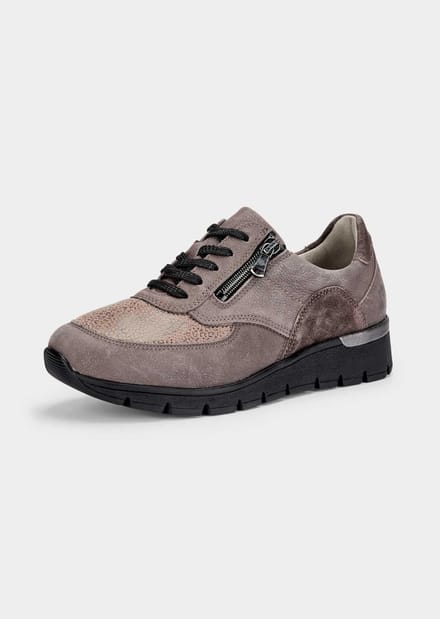 Sneakers met loopzool met luchtkussentjes - taupe - Gr. 3,5 van Goldner Fashion